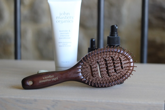 brosse bambou spéciale brushing john masters organics