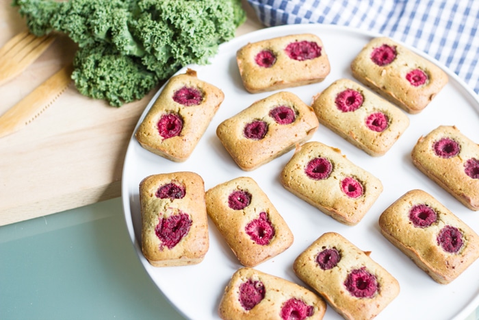 financiers aux amandes framboises et moringa